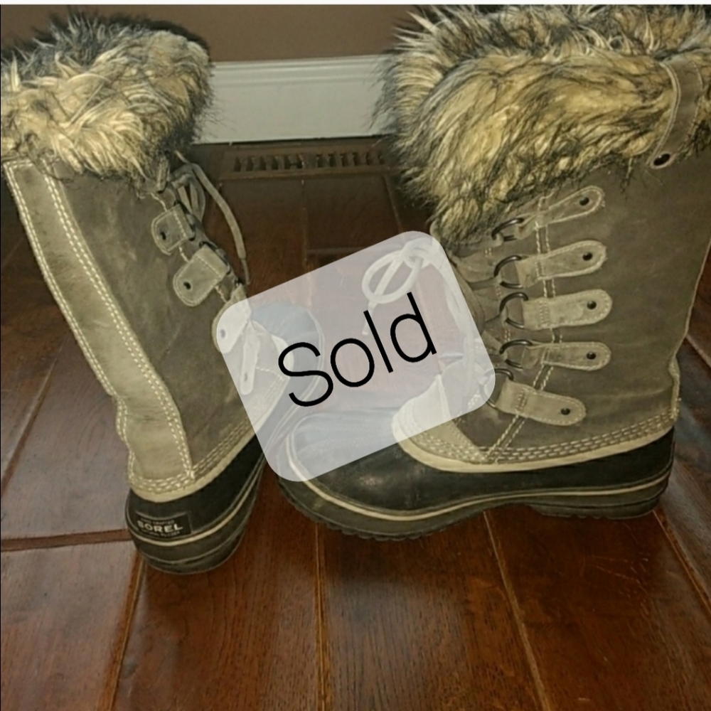 Sorel Joan of artic 🚩 SOLD on my other poshmark🚩